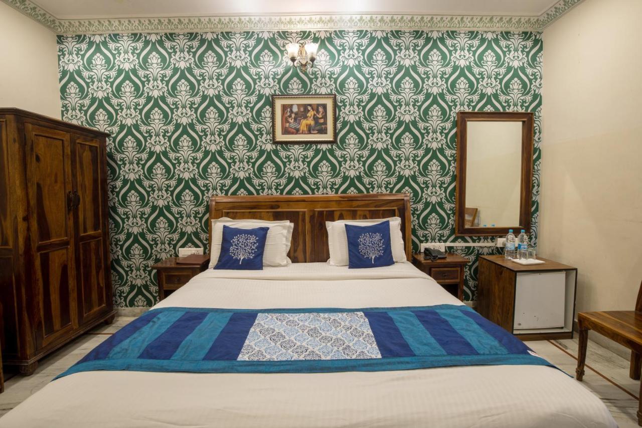 Hotel Royal Pratap Niwas Ουνταϊπούρ Εξωτερικό φωτογραφία