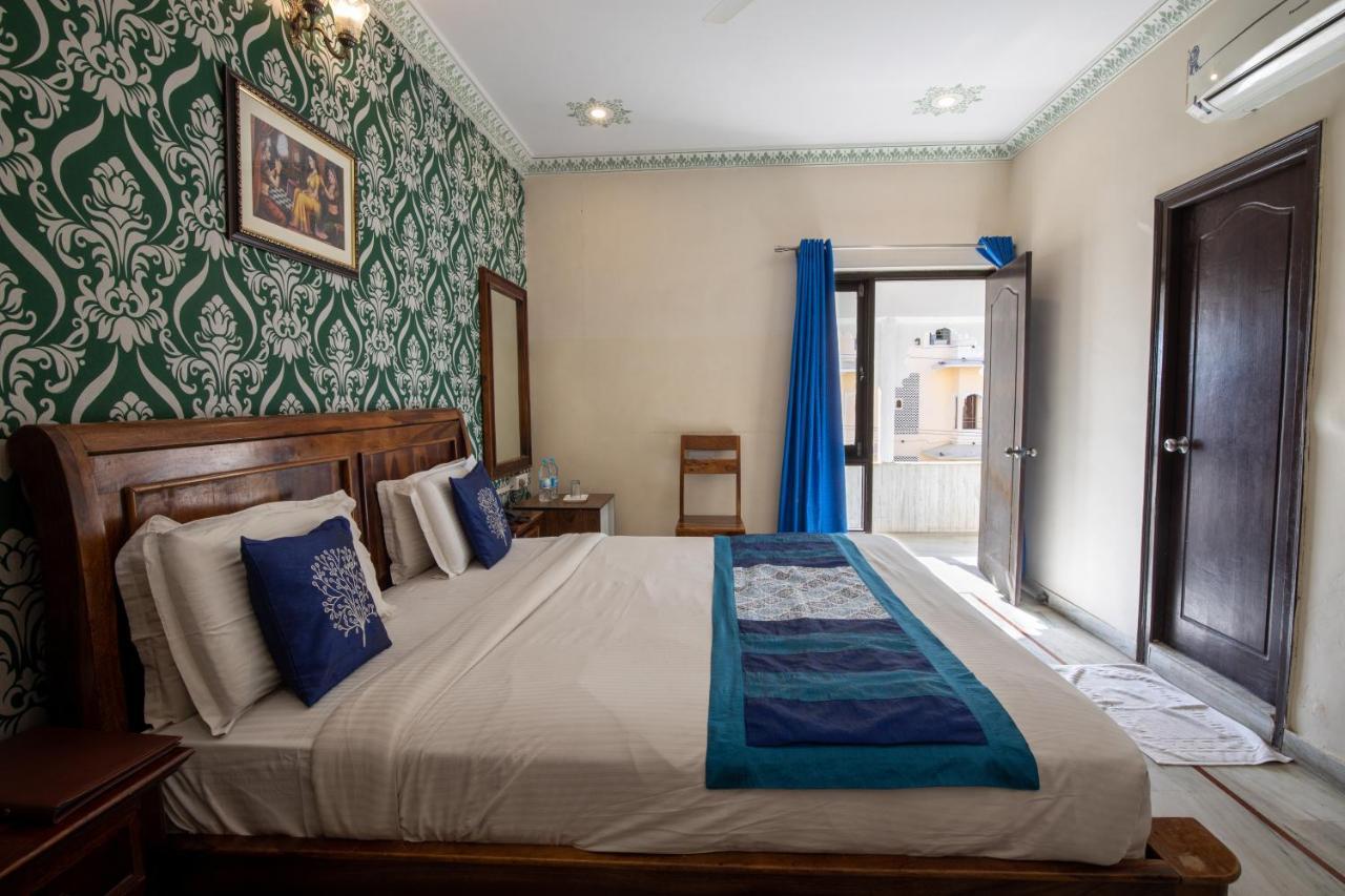 Hotel Royal Pratap Niwas Ουνταϊπούρ Εξωτερικό φωτογραφία